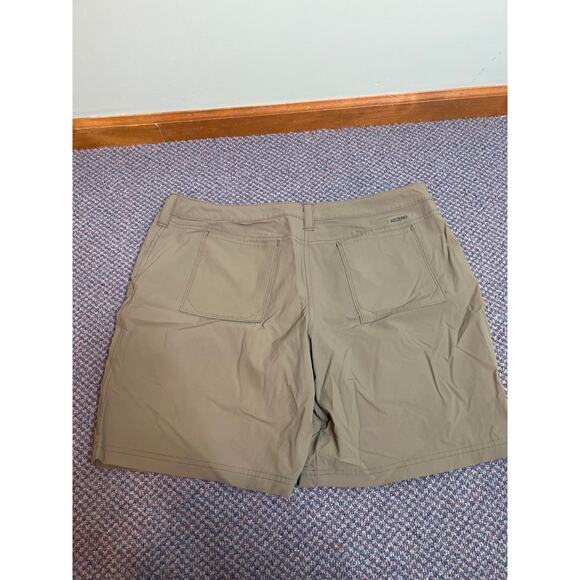 Ascend Women’s Khaki Shorts size 14 - Picture 4 of 4